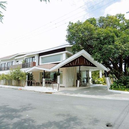Segara Suites Olongapo Buitenkant foto