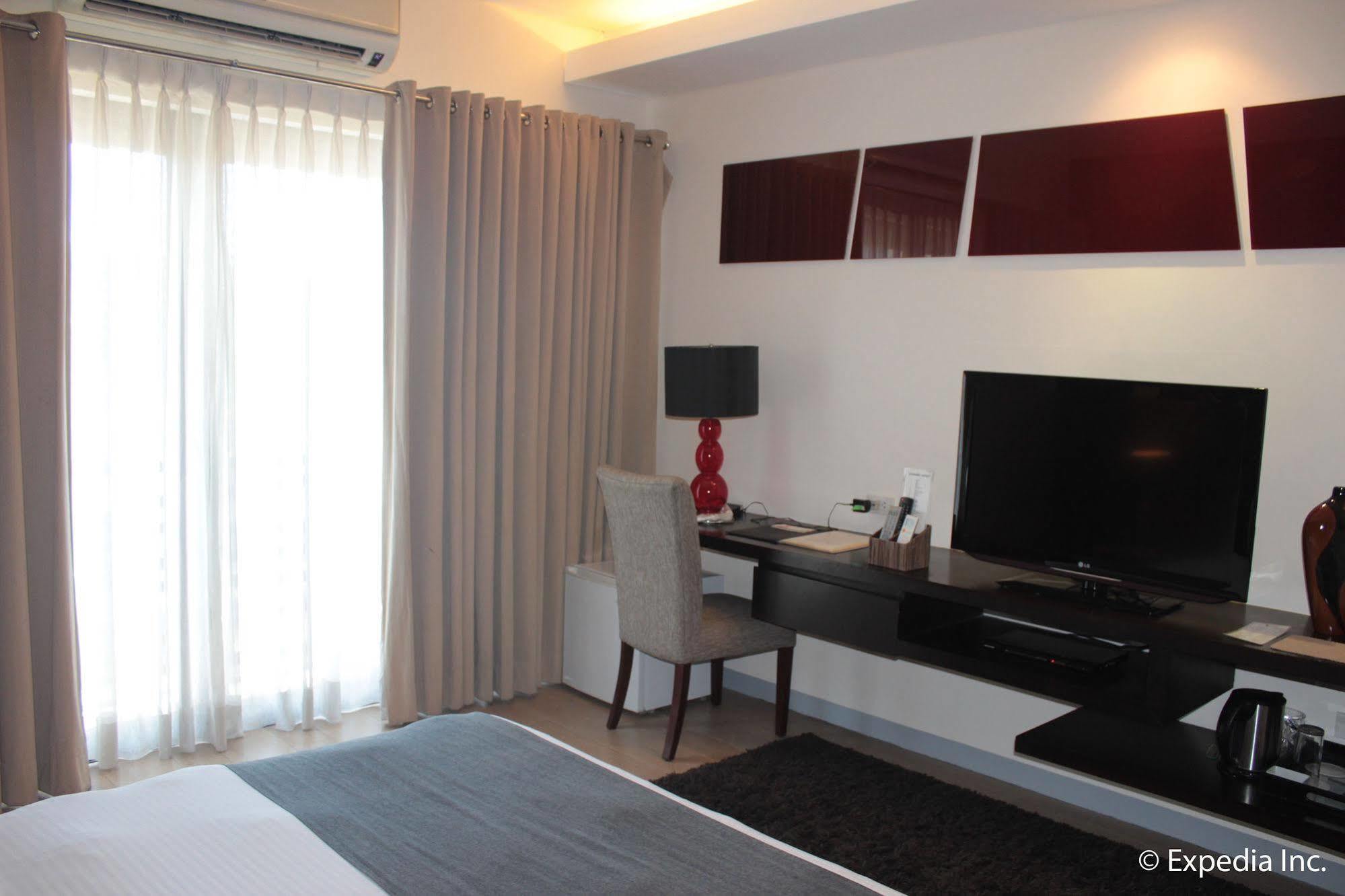 Segara Suites Olongapo Buitenkant foto