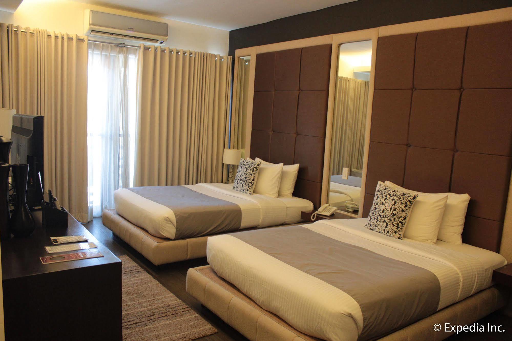 Segara Suites Olongapo Buitenkant foto