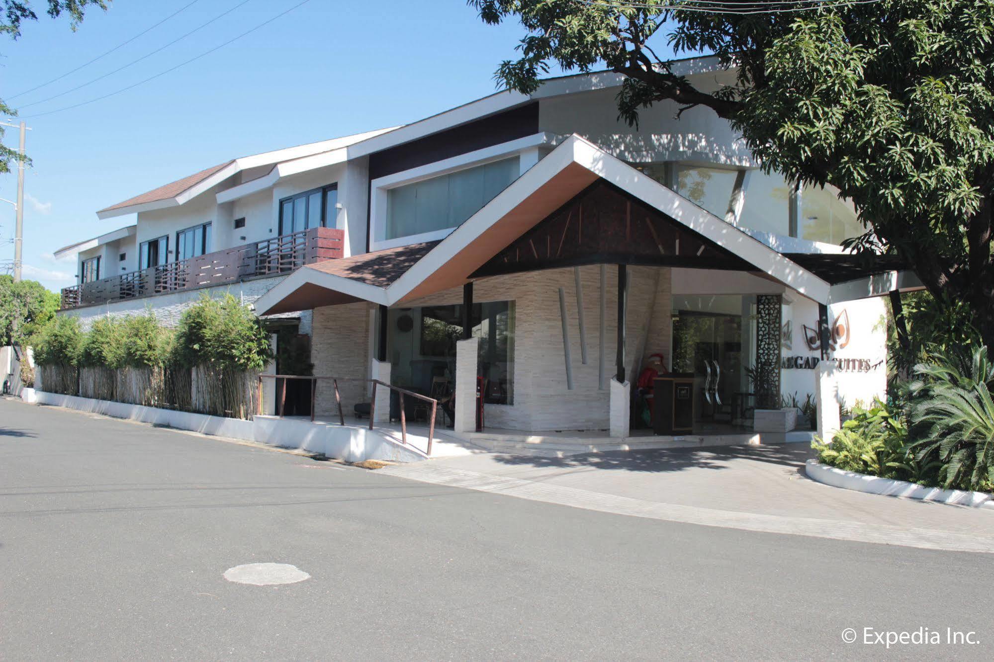 Segara Suites Olongapo Buitenkant foto