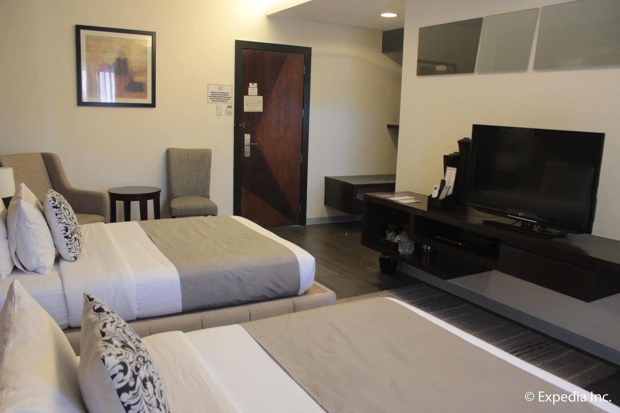 Segara Suites Olongapo Buitenkant foto