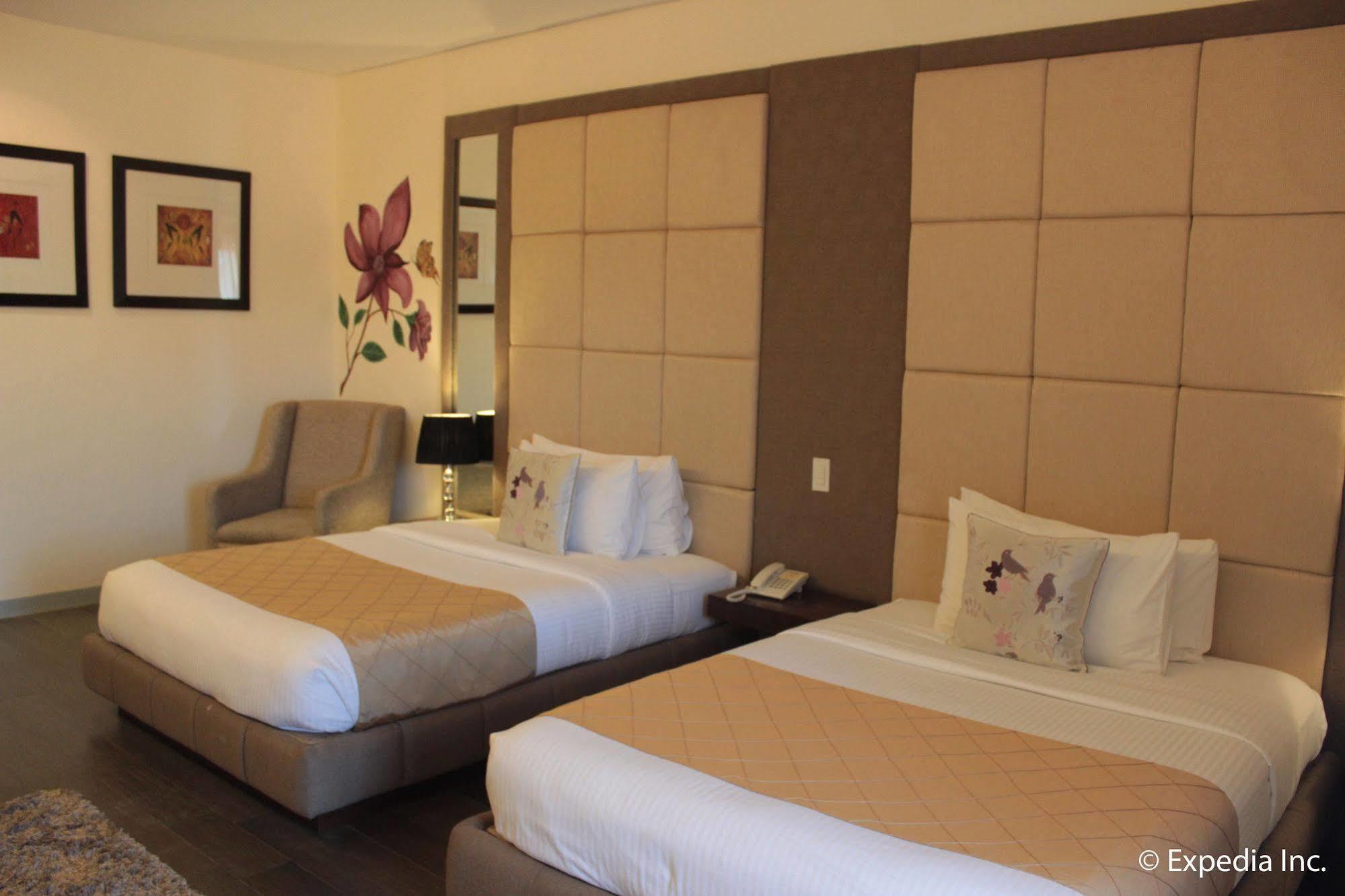 Segara Suites Olongapo Buitenkant foto