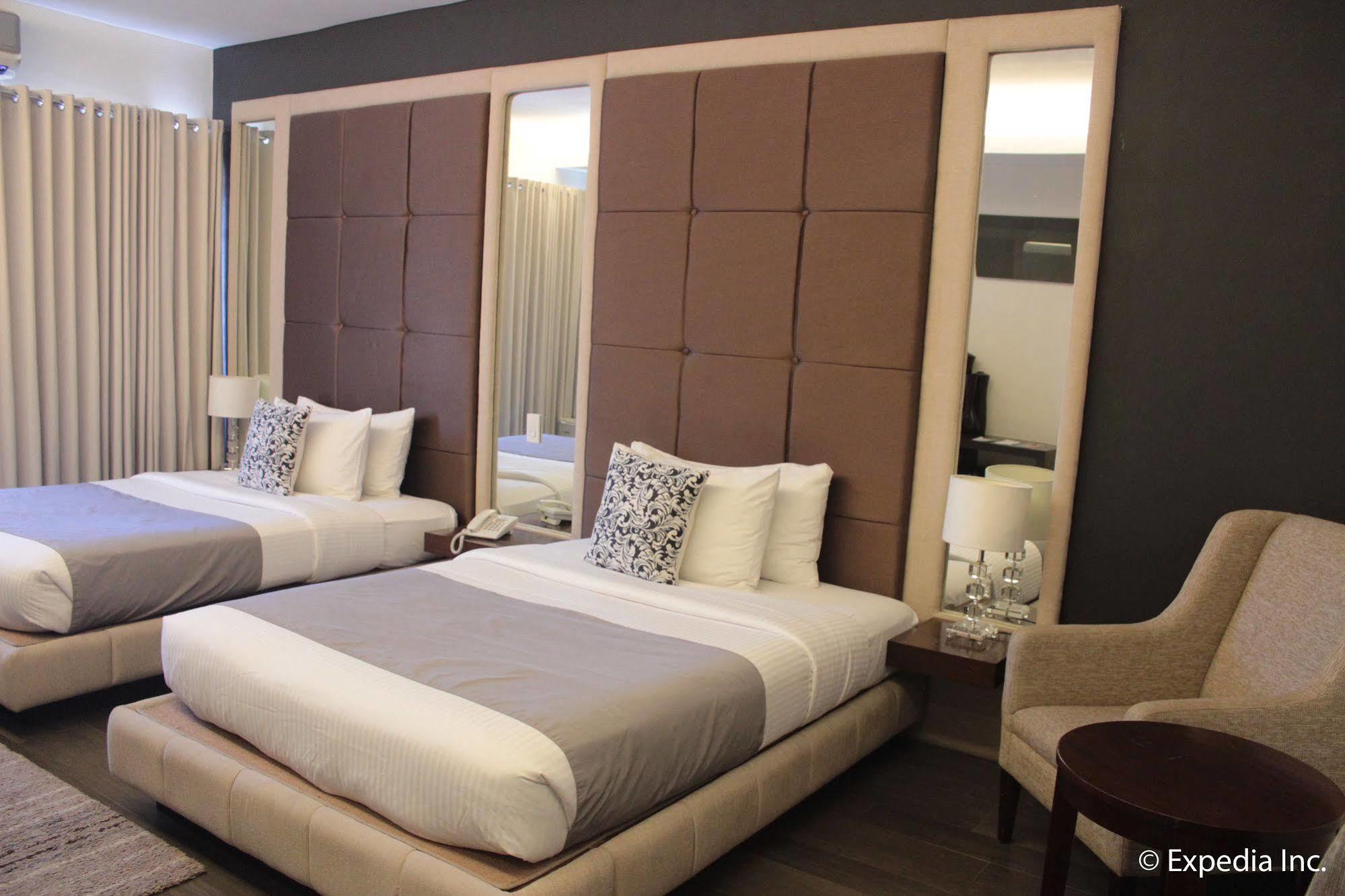 Segara Suites Olongapo Buitenkant foto